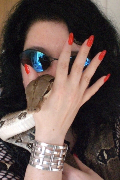 Die Lady mit Boa Constrictor